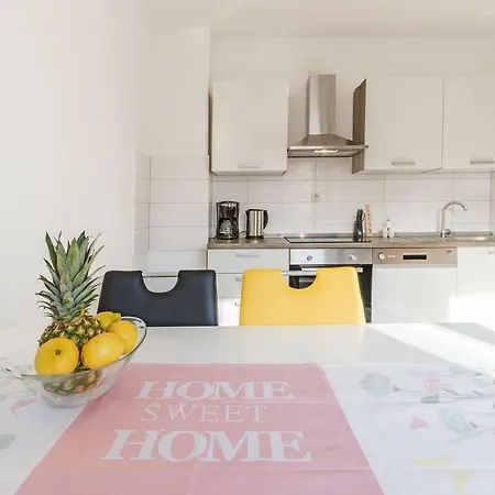Felix Apartment